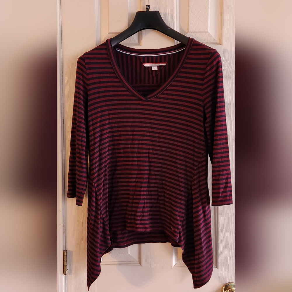 Tommy Hilfiger women's long sleeve striped v neck top